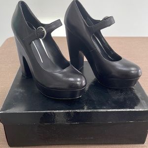 Dolce Vita- Brill Platform Mary Jane Pump